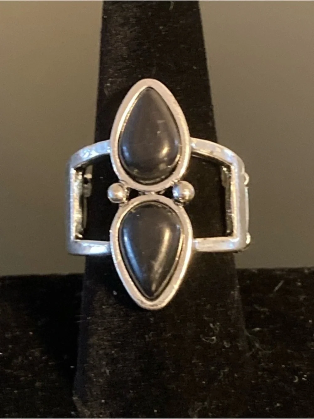 paparazzi Silver-Tone Double Teardrop Black Stone Ring